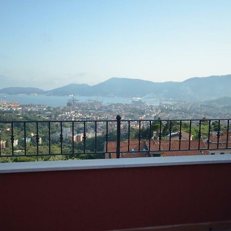 Ferienwohnung La Casa Con Vista Di Emma Vezzano Ligure Exterior foto
