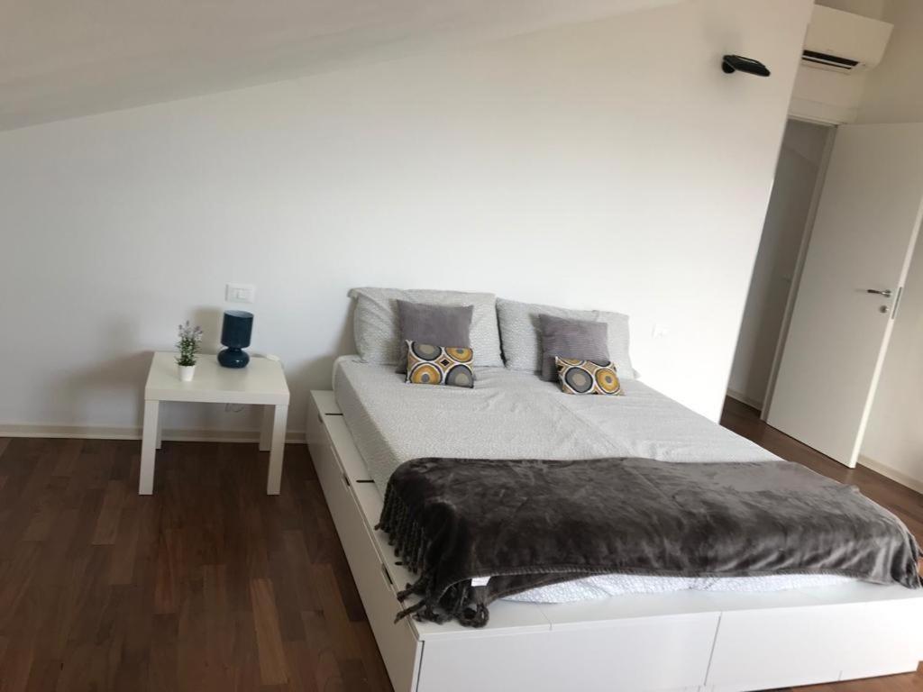 Ferienwohnung La Casa Con Vista Di Emma Vezzano Ligure Exterior foto